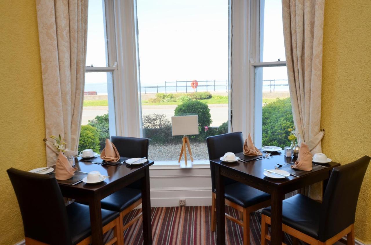 St. Hilary Guest House Llandudno Exteriör bild