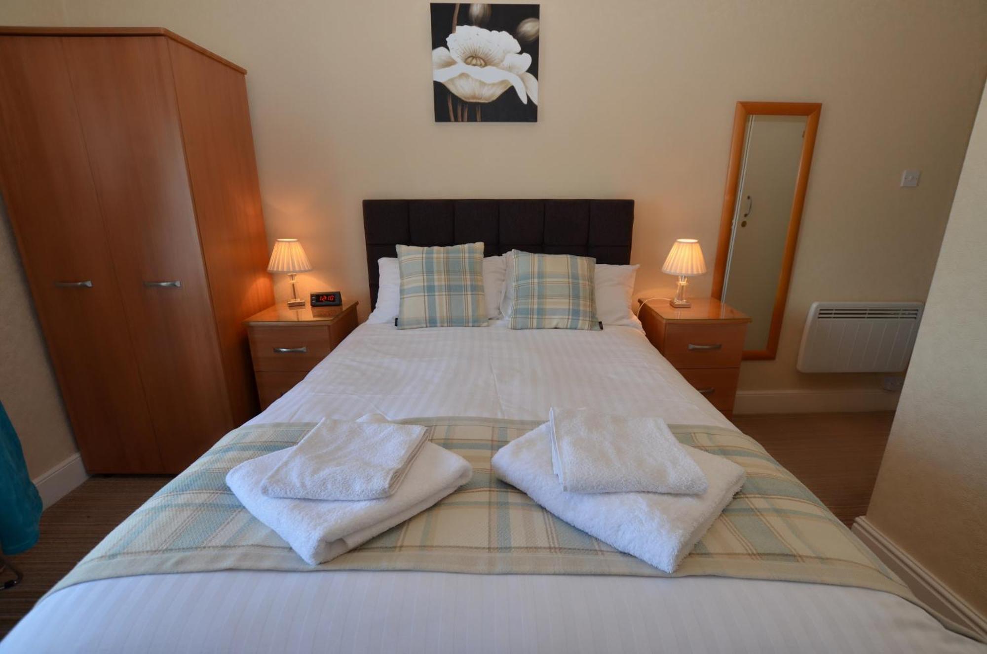 St. Hilary Guest House Llandudno Rum bild