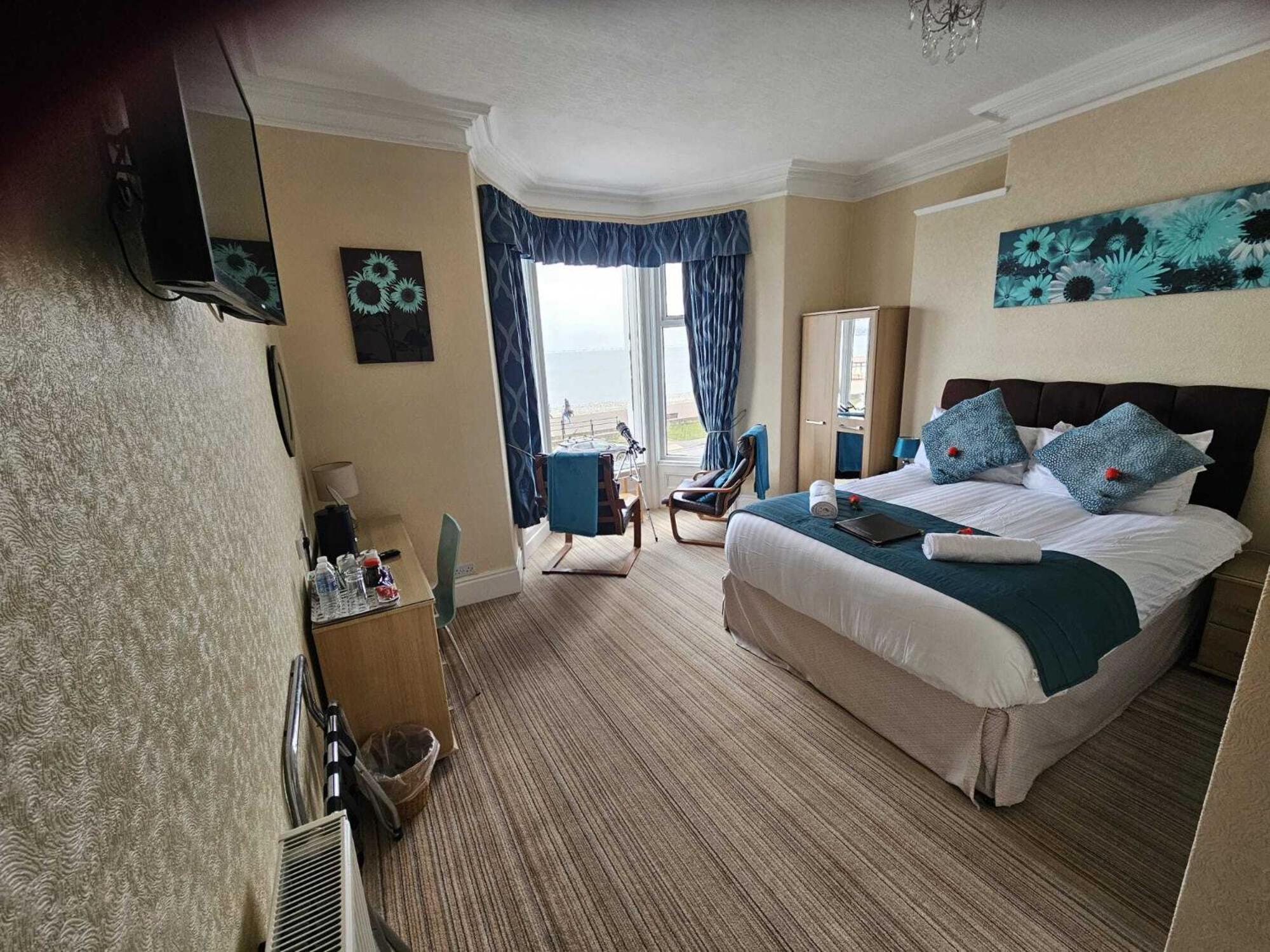 St. Hilary Guest House Llandudno Rum bild